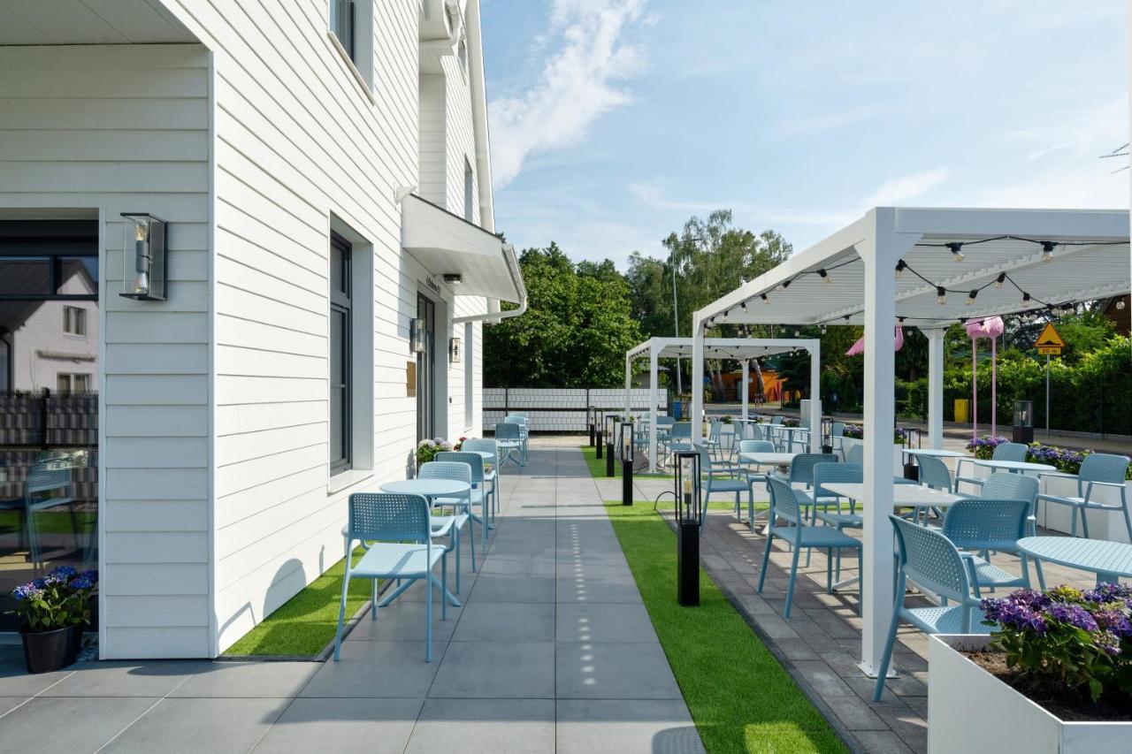 Flamingo Residence Apart Hotel Dziwnów Exterior foto